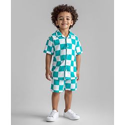Bonfino Rayon Woven Half Sleeves Checkered Shirt & Shorts Set - Turquoise & White