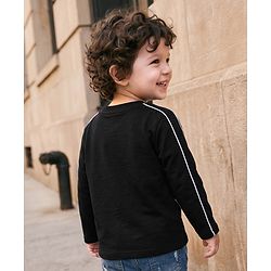 Bonfino Marvel Interlock Knit T-Shirt with Full Sleeves and Avengers Print - Black
